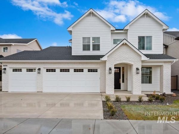 6394 W Largo Dr, Eagle, ID 83616