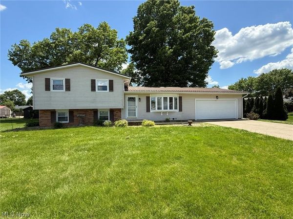 128 12th Street NW, Strasburg, OH 44680