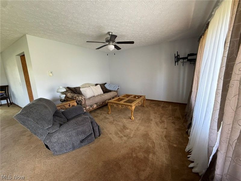128 12th Street NW, Strasburg, OH 44680 Photo 2