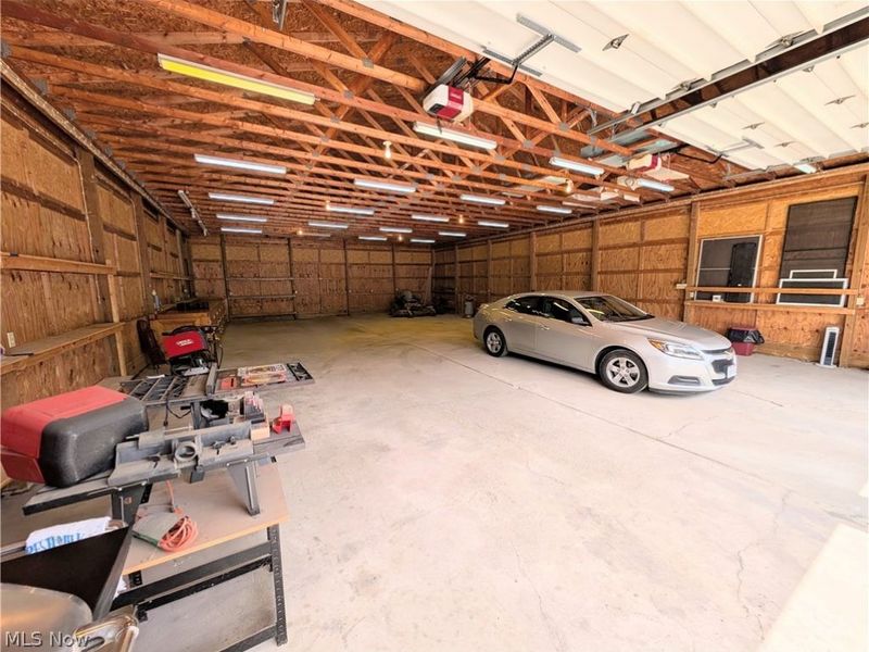 10685 Scotts Corner Road, Diamond, OH 44412 Photo 8