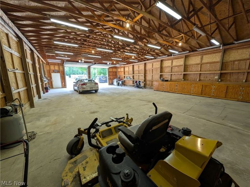 10685 Scotts Corner Road, Diamond, OH 44412 Photo 9