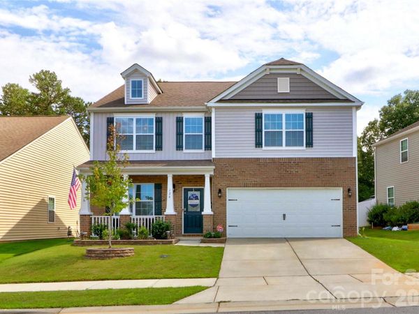 124 Kingsway Drive , Mooresville, NC 28115