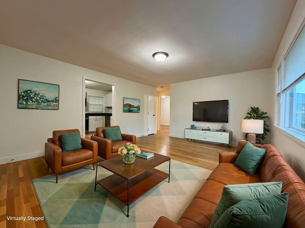 15 Park Avenue, Unit 4, Foxboro, MA 02035
