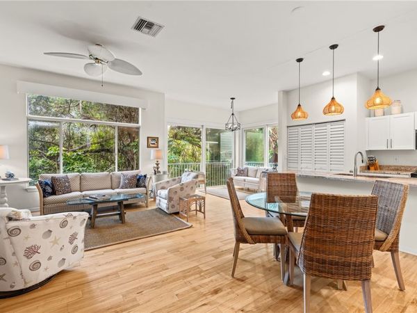 1335 Winding Oaks Circle E, Unit 1005, Vero Beach, FL 32963