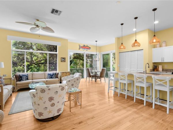 1335 Winding Oaks Circle E, Unit 1005, Vero Beach, FL 32963