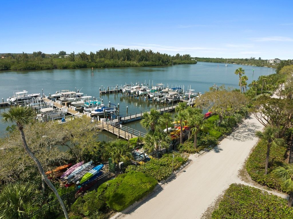 1335 Winding Oaks Circle E, Unit 1005, Vero Beach, FL 32963 Photo