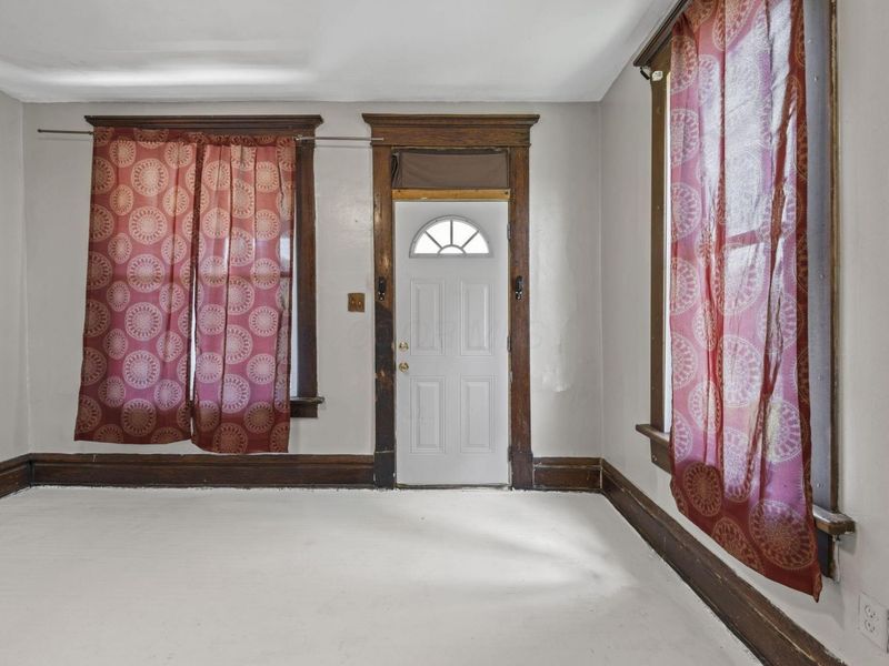 208-210 Dana Avenue, Columbus, OH 43223 Photo 10