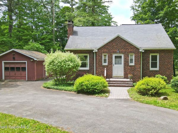 18 Elting Lane, Woodstock, NY 12409