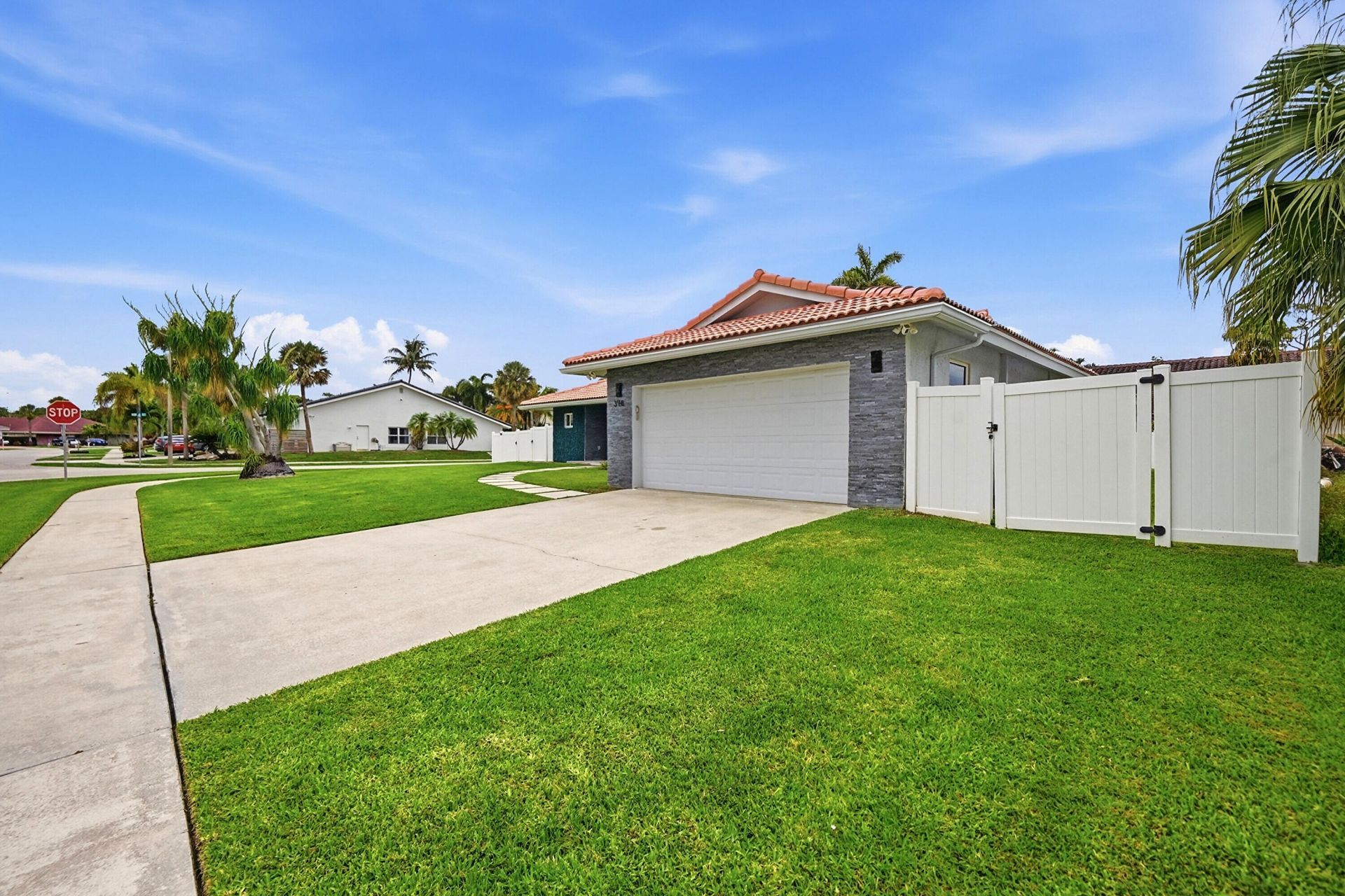 398 NW 22nd Avenue, Boca Raton, FL 33486 Photo