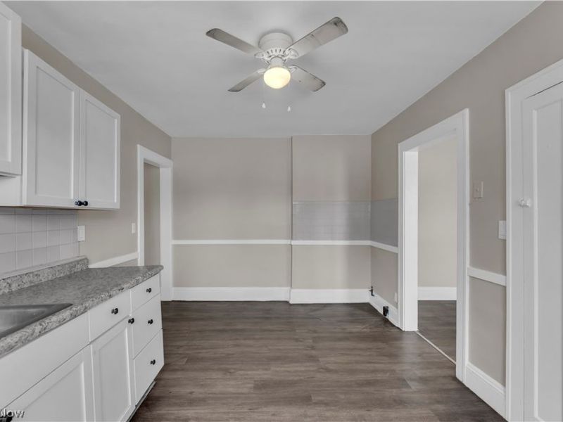 4657 Warner Road, Unit 3, Garfield Heights, OH 44125 Photo 11
