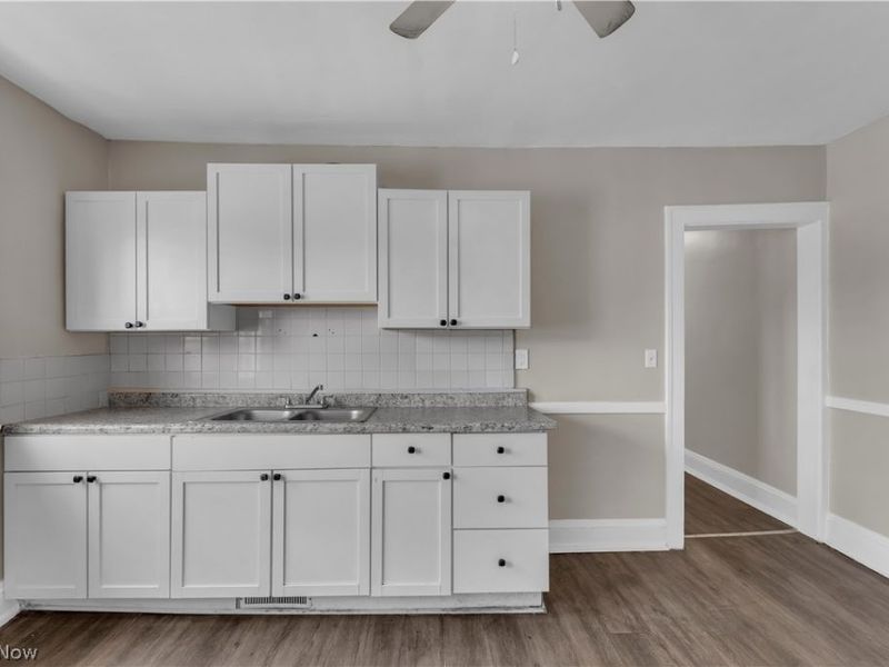 4657 Warner Road, Unit 3, Garfield Heights, OH 44125 Photo 12