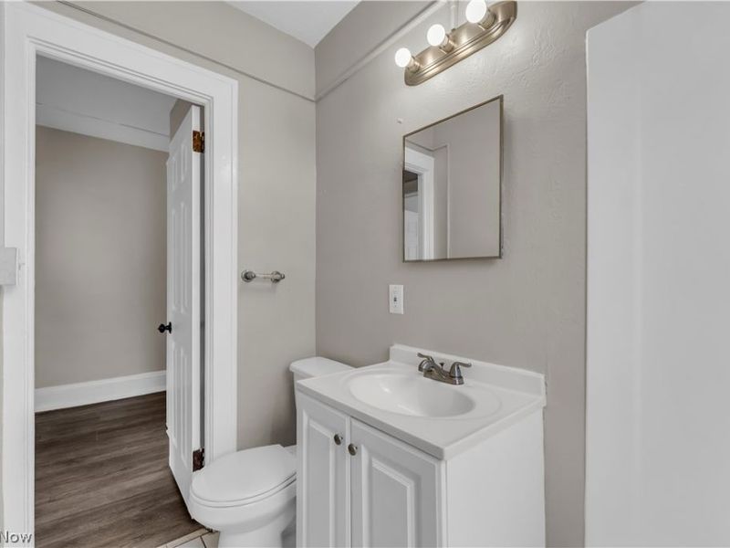 4657 Warner Road, Unit 3, Garfield Heights, OH 44125 Photo 18