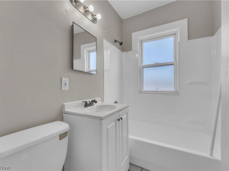 4657 Warner Road, Unit 3, Garfield Heights, OH 44125 Photo 19