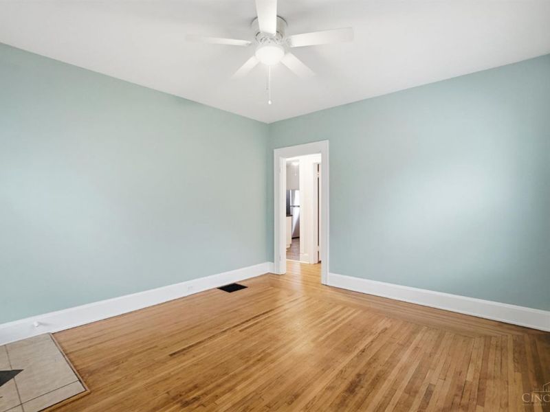 3307 Cardiff Avenue, Cincinnati, OH 45209 Photo 9