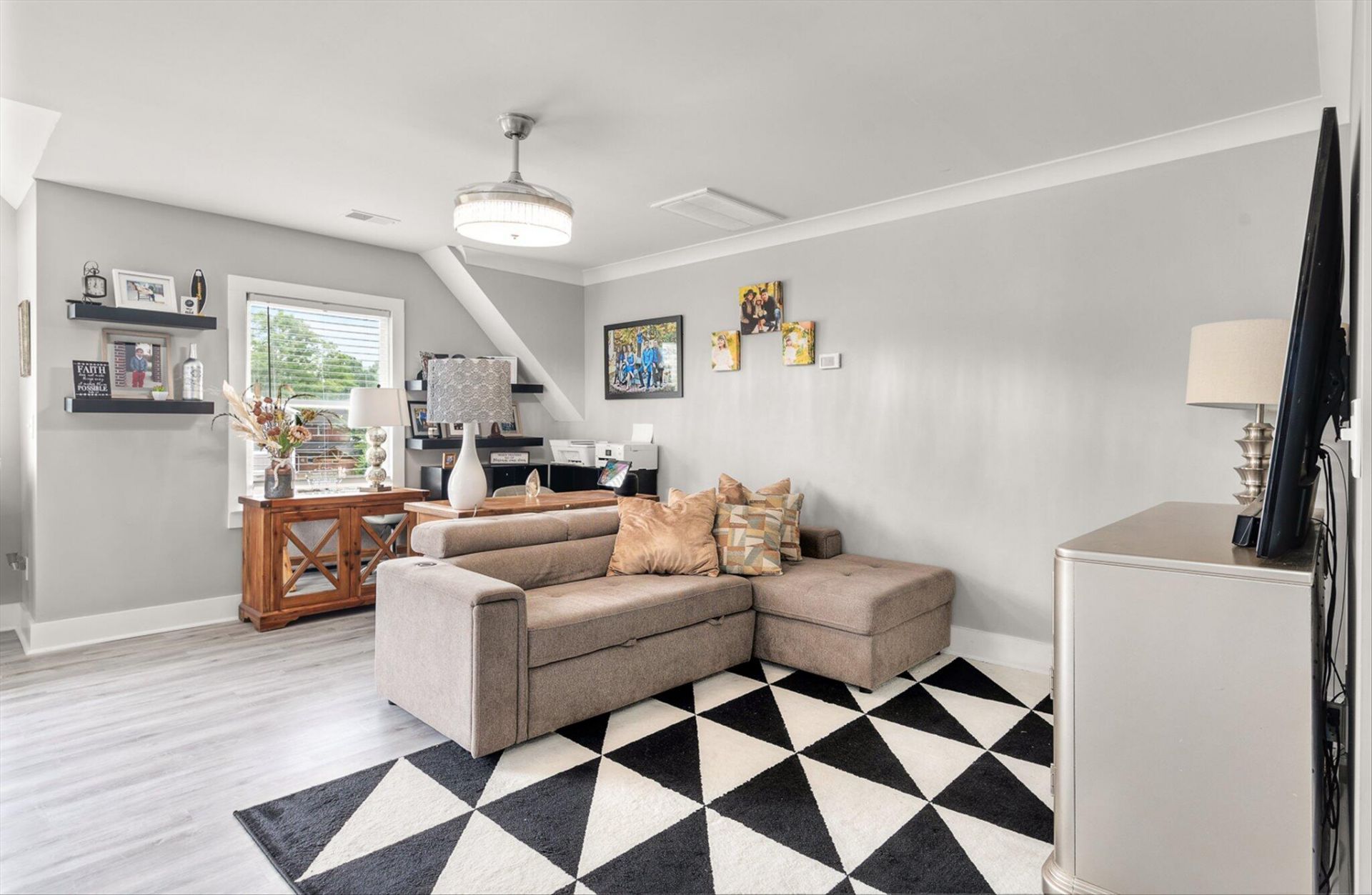 105 N Gateshead Crossing Photo 29