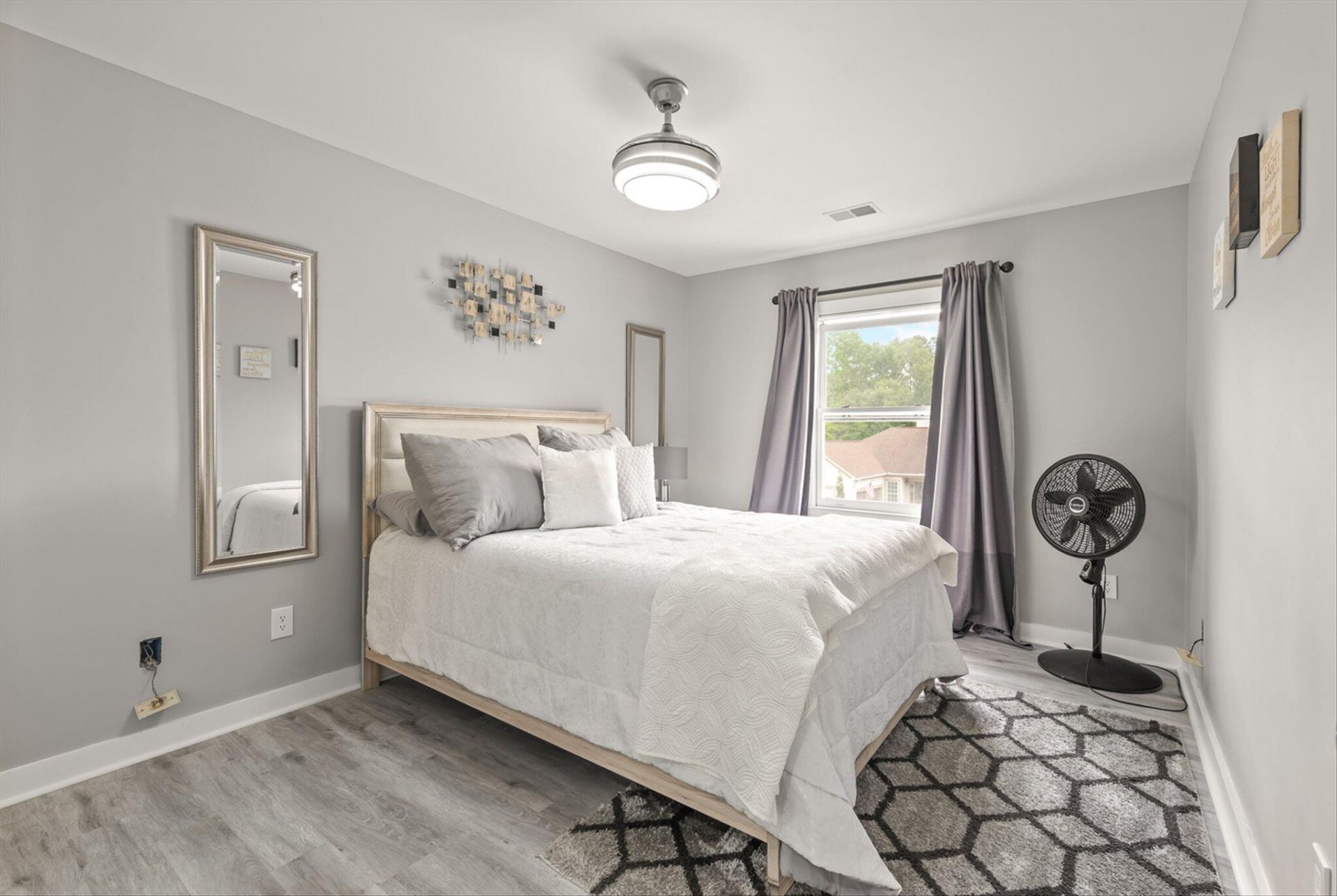 105 N Gateshead Crossing Photo 33