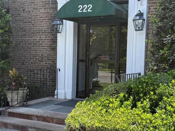 222 7th Street , Unit 3C, Garden City, NY 11530