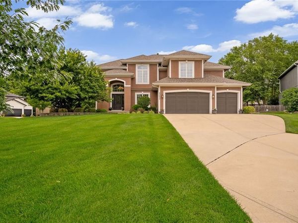 23632 W 52nd Terrace, Shawnee, KS 66226