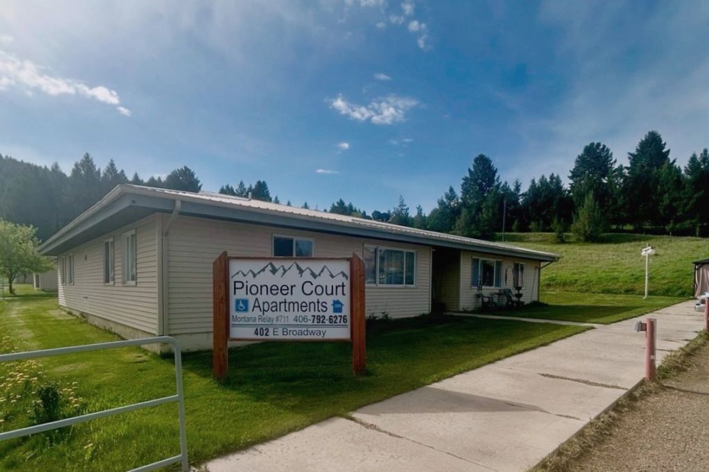 312 E Broadway Road , Philipsburg, MT 59858 Main Photo