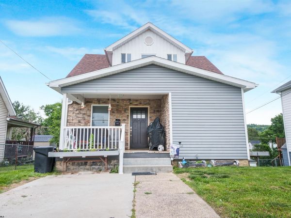 201 Cochran Street, Fairmont, WV 26554
