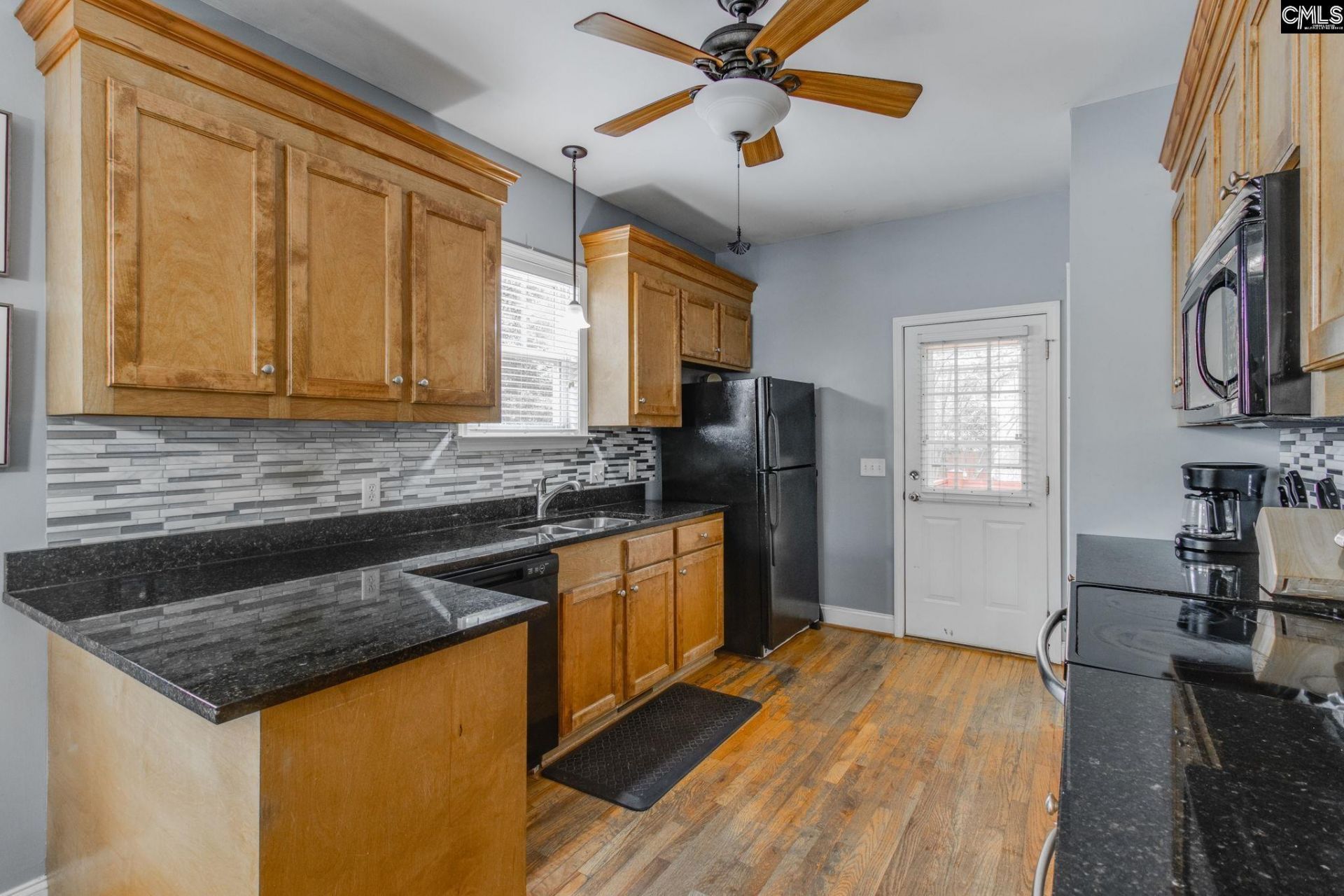 1053 Lancaster Street  Photo 11