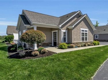 5665 Southwestern Boulevard, Unit 49C, Hamburg, NY 14075
