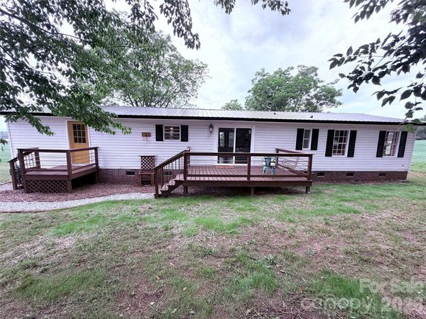 33 Honeysuckle Lane , Taylorsville, NC 28682