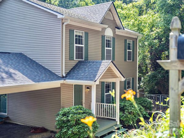 1 Pickwick Road, Asheville, NC 28803