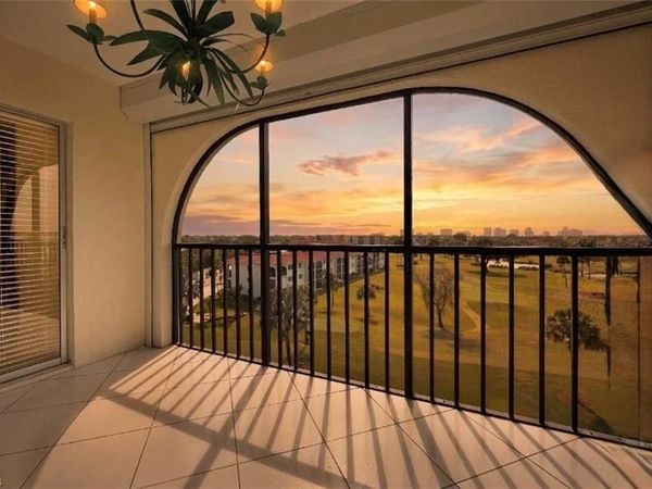 37 High Point CIR E, Unit 602, NAPLES, FL 34103