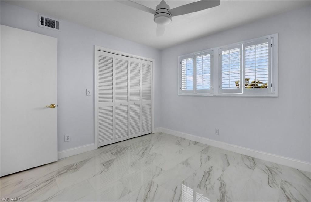 37 High Point Cir E, Unit 602, Naples, FL 34103 Photo