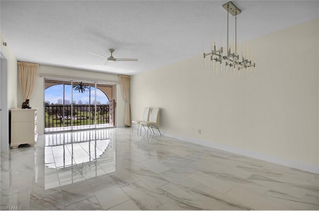 37 High Point Cir E, Unit 602, Naples, FL 34103 Photo
