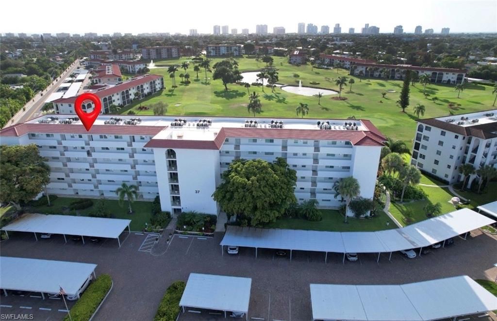 37 High Point Cir E, Unit 602, Naples, FL 34103 Photo