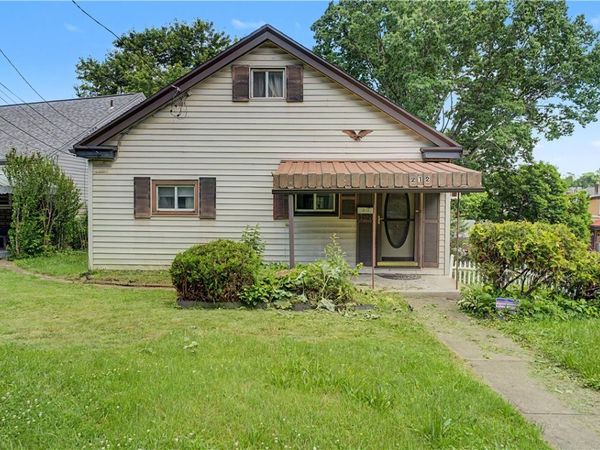212 Singer Avenue , Mc Kees Rocks, PA 15136