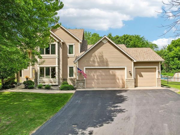 14040 96th Avenue N, Maple Grove, MN 55369