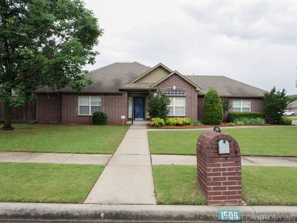 1506 N 19 Place , Broken Arrow, OK 74012