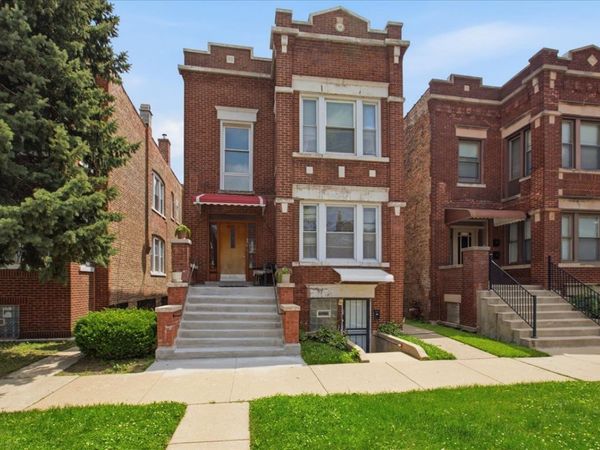 5431 S Hermitage Avenue, Chicago, IL 60609