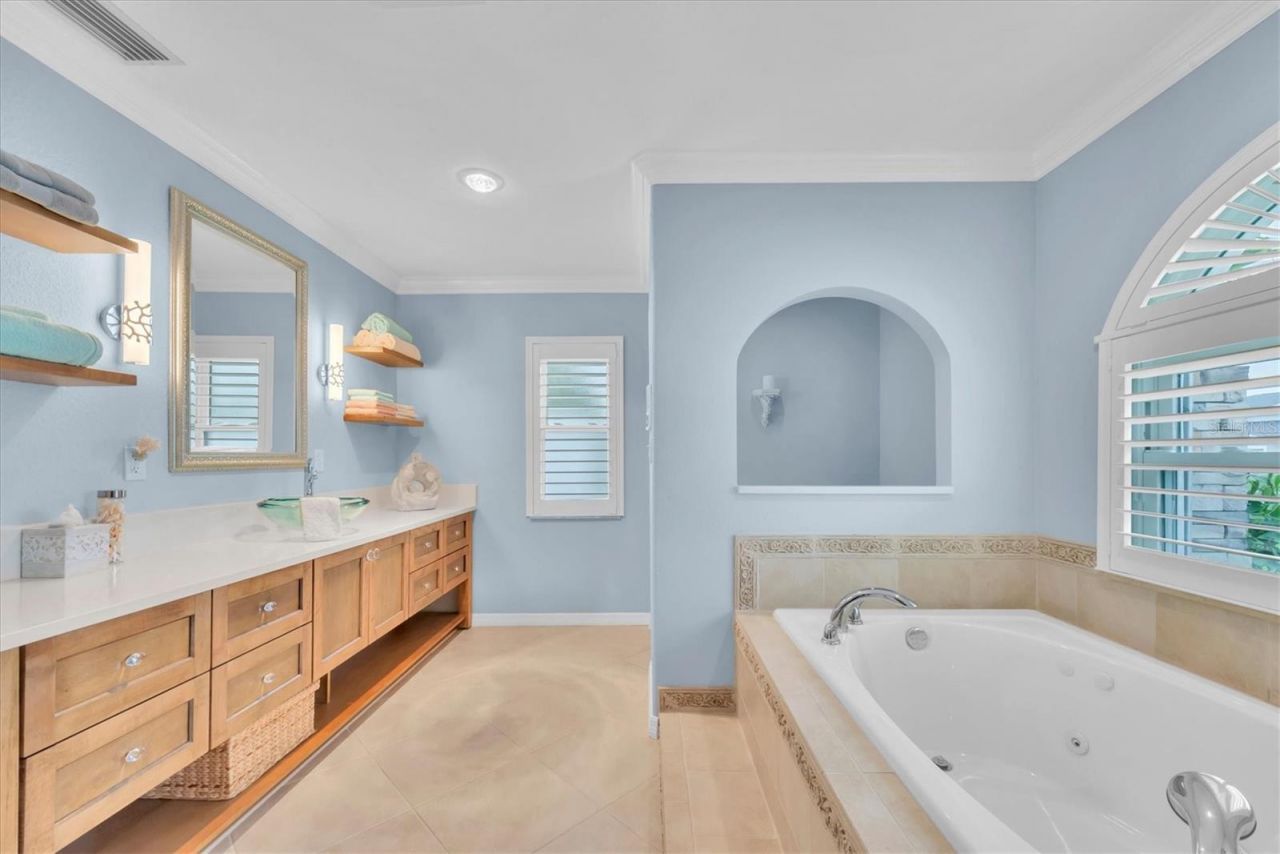 7759 Carver Court, Seminole, FL 33772 Photo