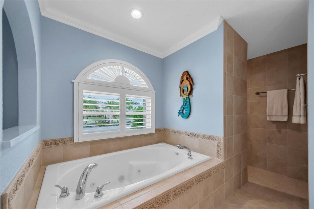 7759 Carver Court, Seminole, FL 33772 Photo