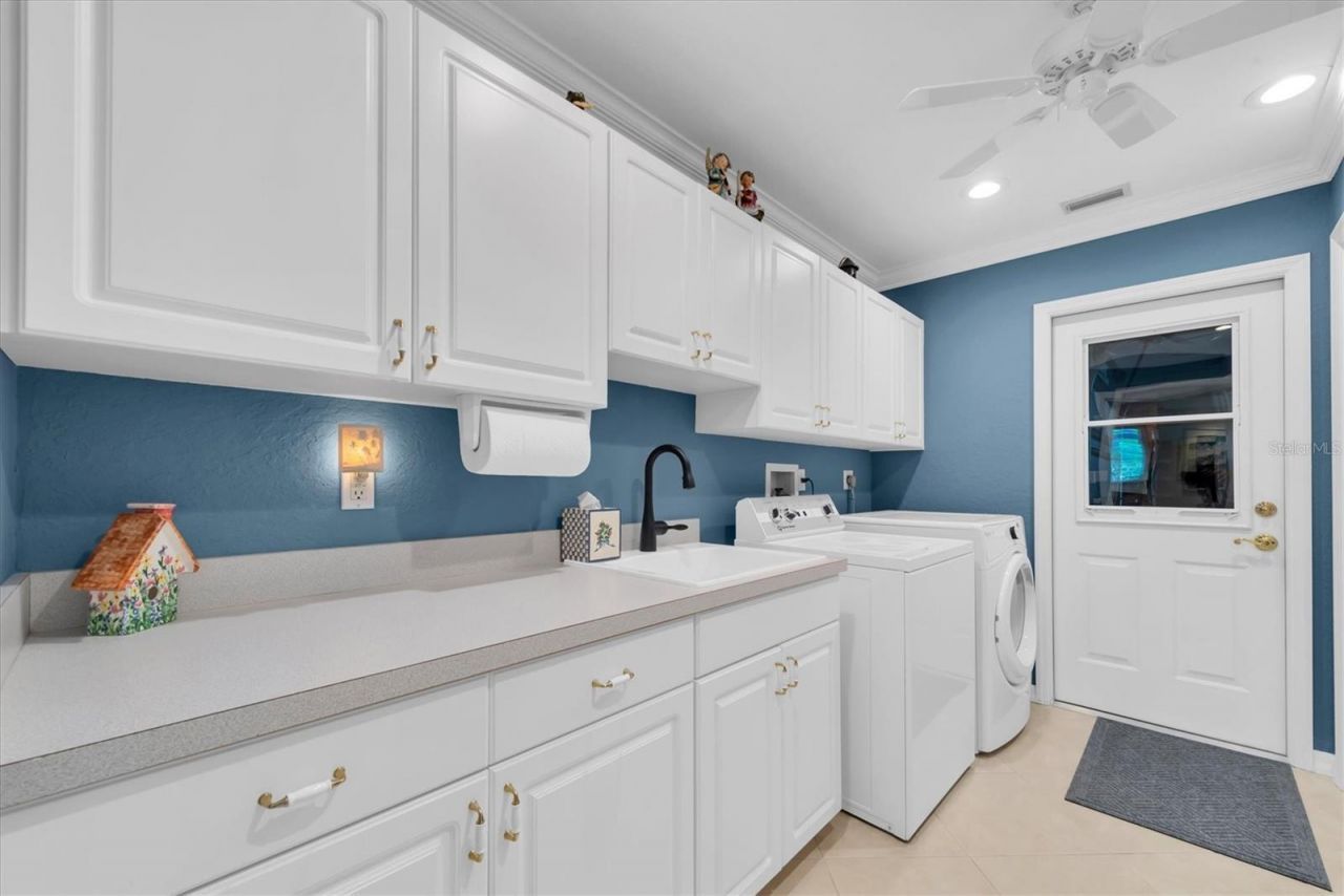 7759 Carver Court, Seminole, FL 33772 Photo
