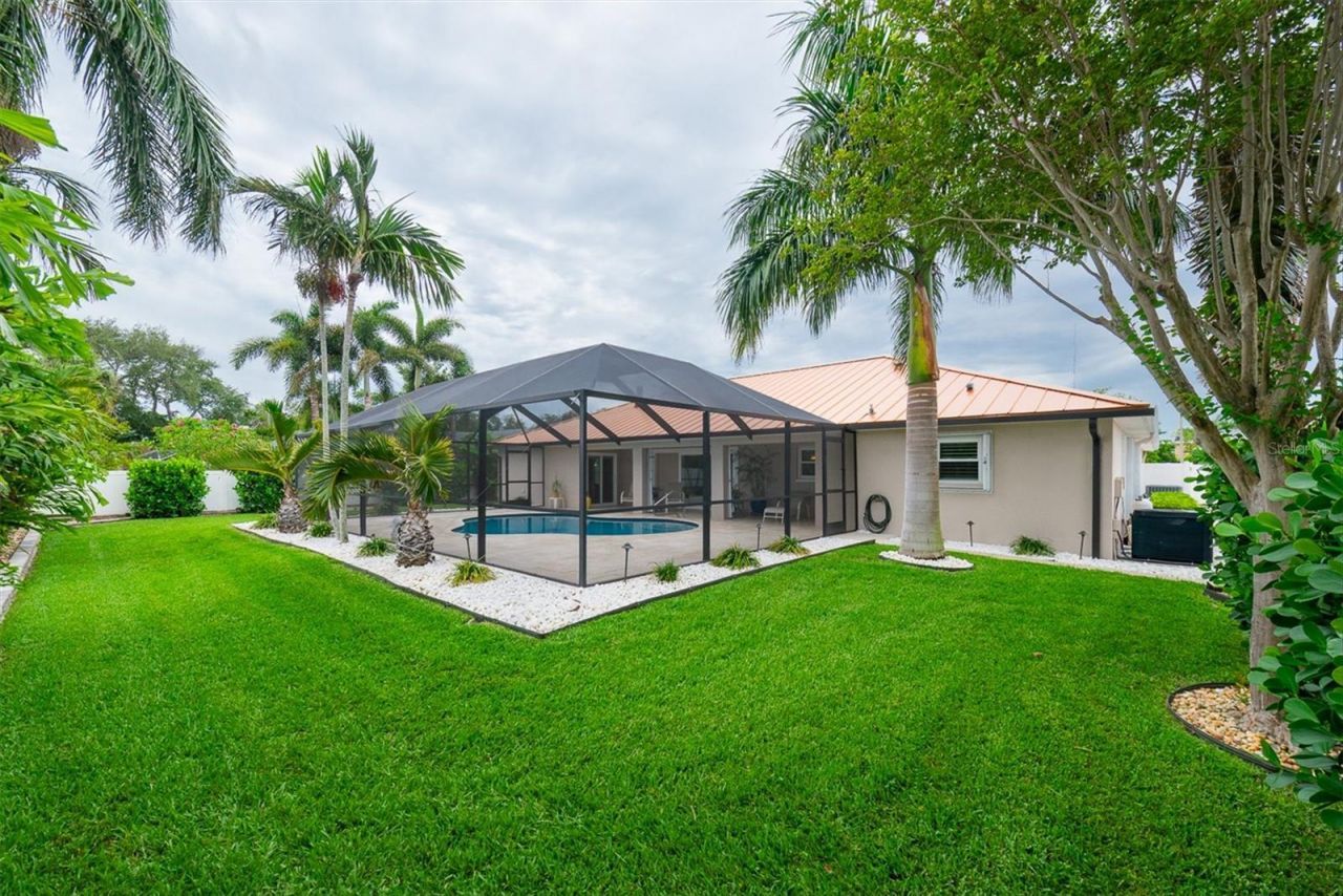 7759 Carver Court, Seminole, FL 33772 Photo