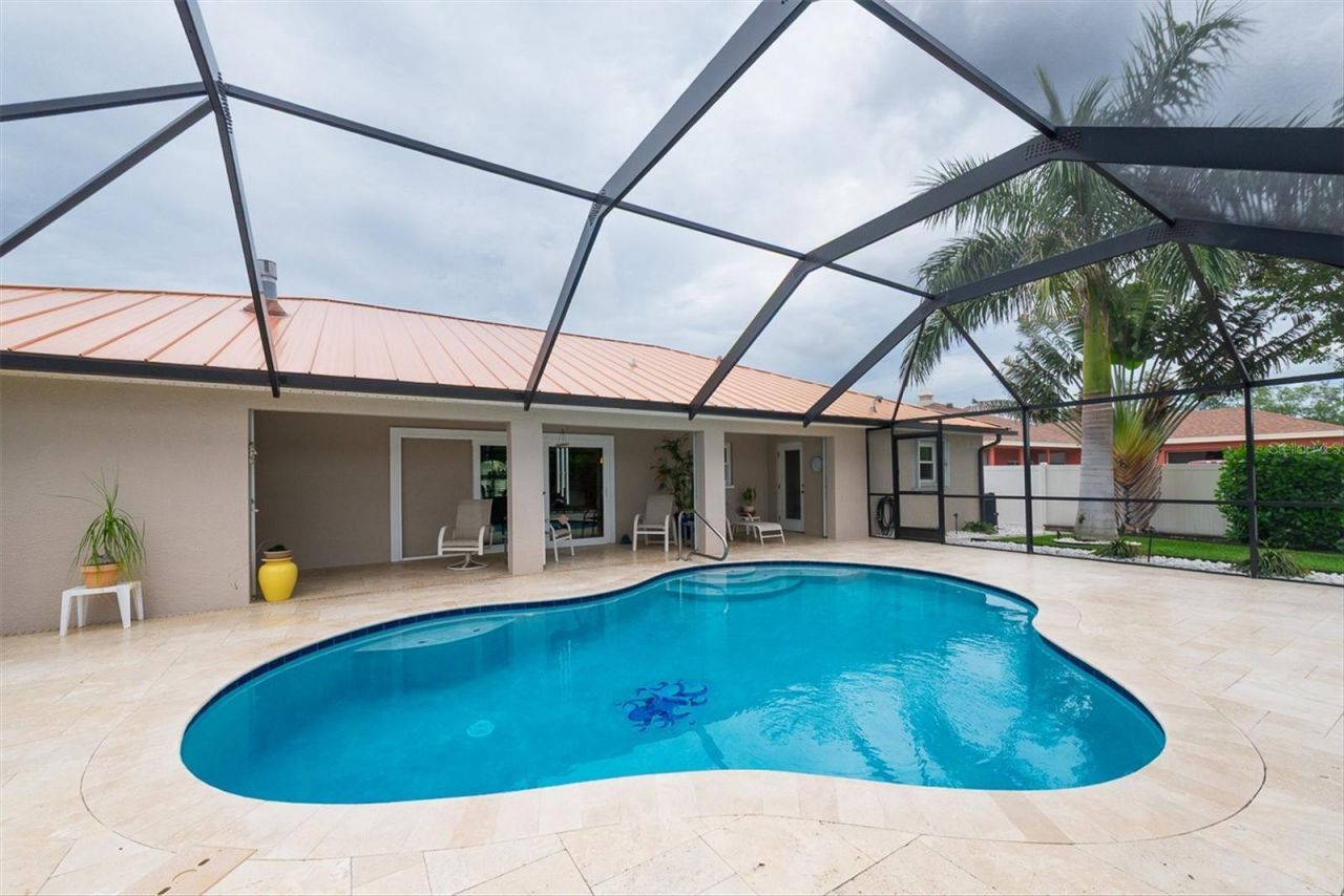 7759 Carver Court, Seminole, FL 33772 Photo