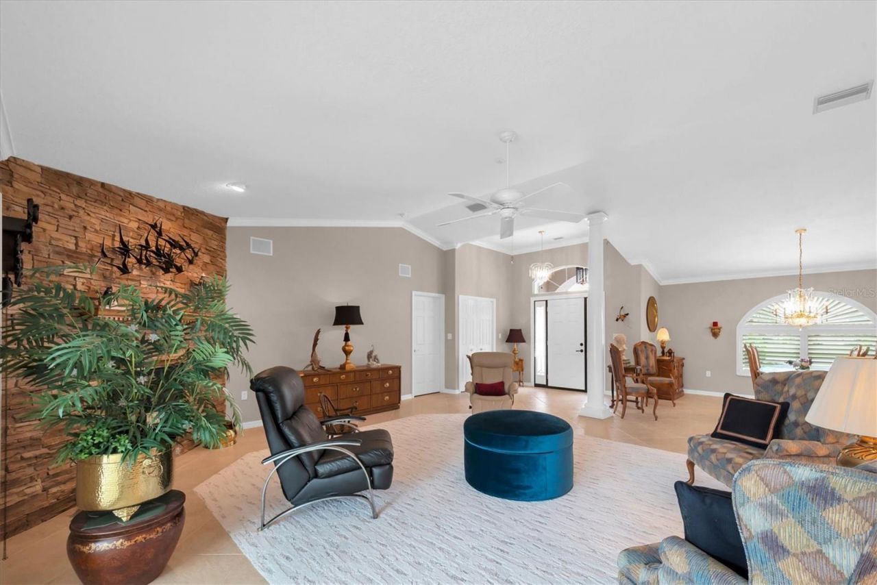 7759 Carver Court, Seminole, FL 33772 Photo