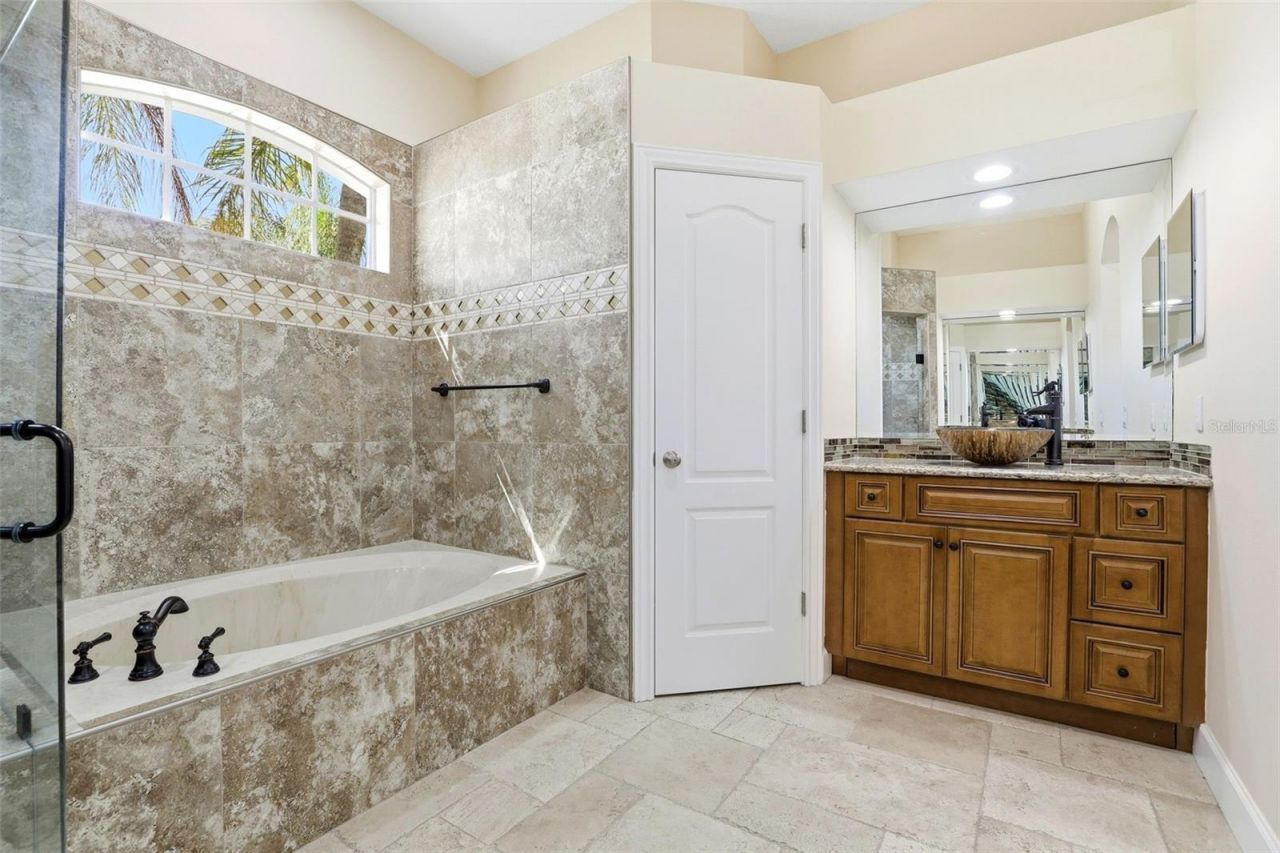 1356 Anna Catherine Drive , Orlando, FL 32828 Photo