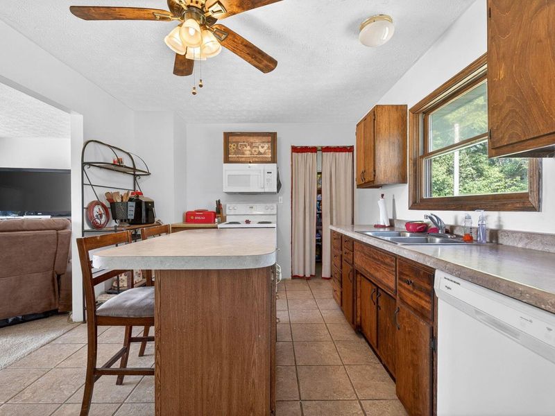 8960 Mills Road , Ostrander, OH 43061 Photo 9
