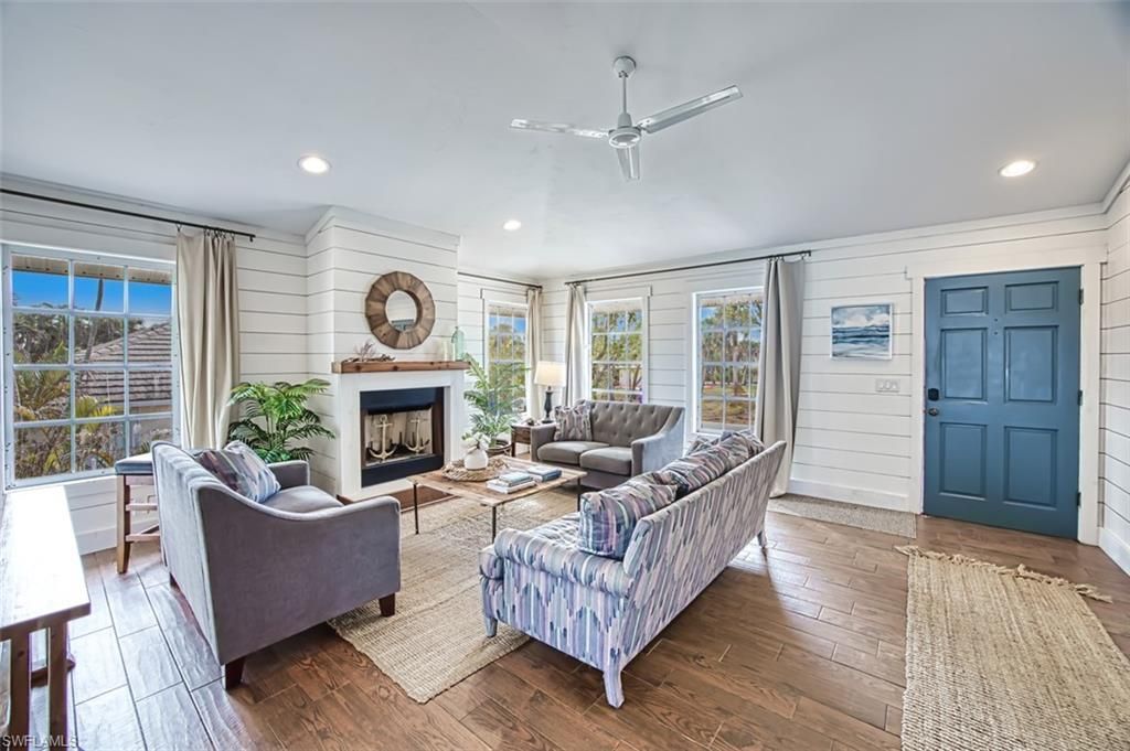 220 Palm Lake Dr , Sanibel, FL 33957 Photo