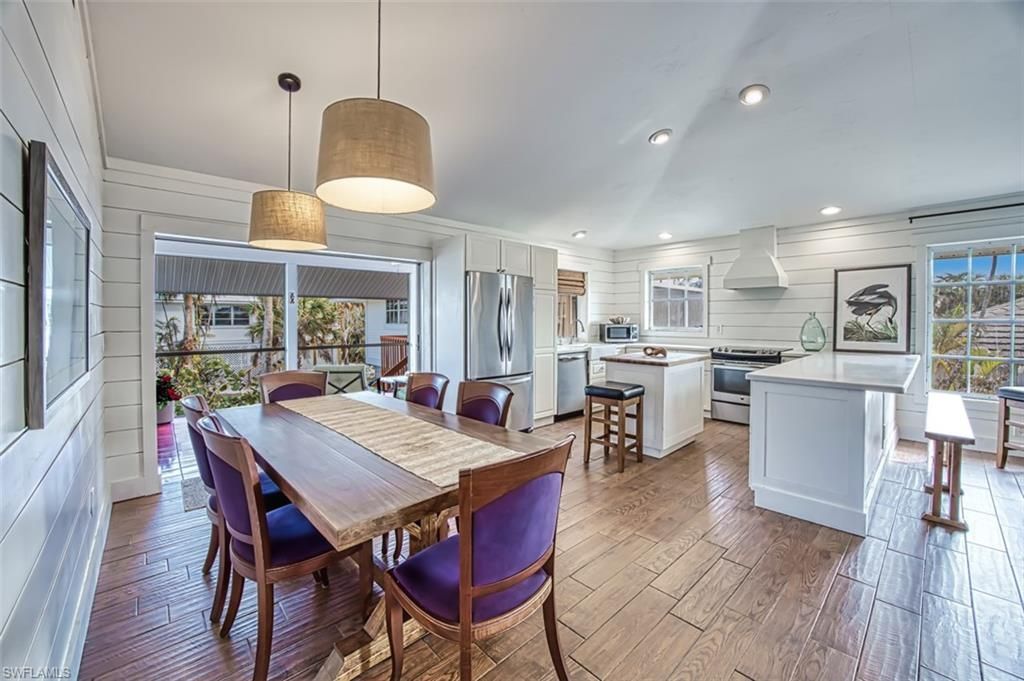 220 Palm Lake Dr , Sanibel, FL 33957 Photo