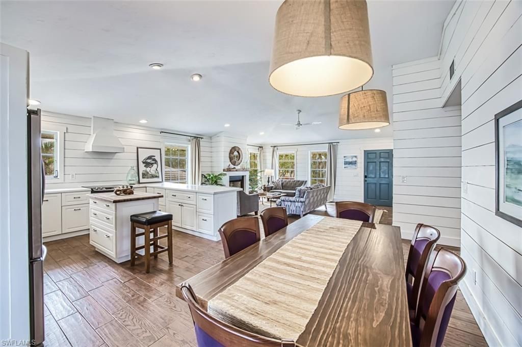 220 Palm Lake Dr , Sanibel, FL 33957 Photo