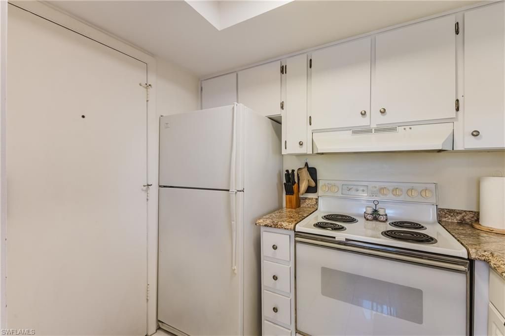 5840 Vancouver Cir, Unit 2, Fort Myers, FL 33907 Photo