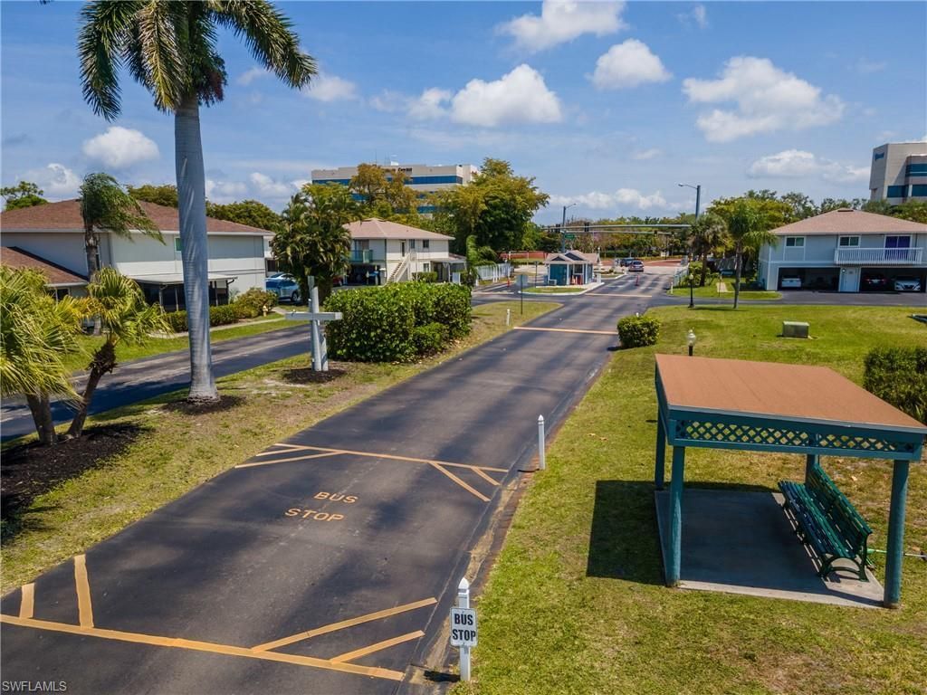 5840 Vancouver Cir, Unit 2, Fort Myers, FL 33907 Photo