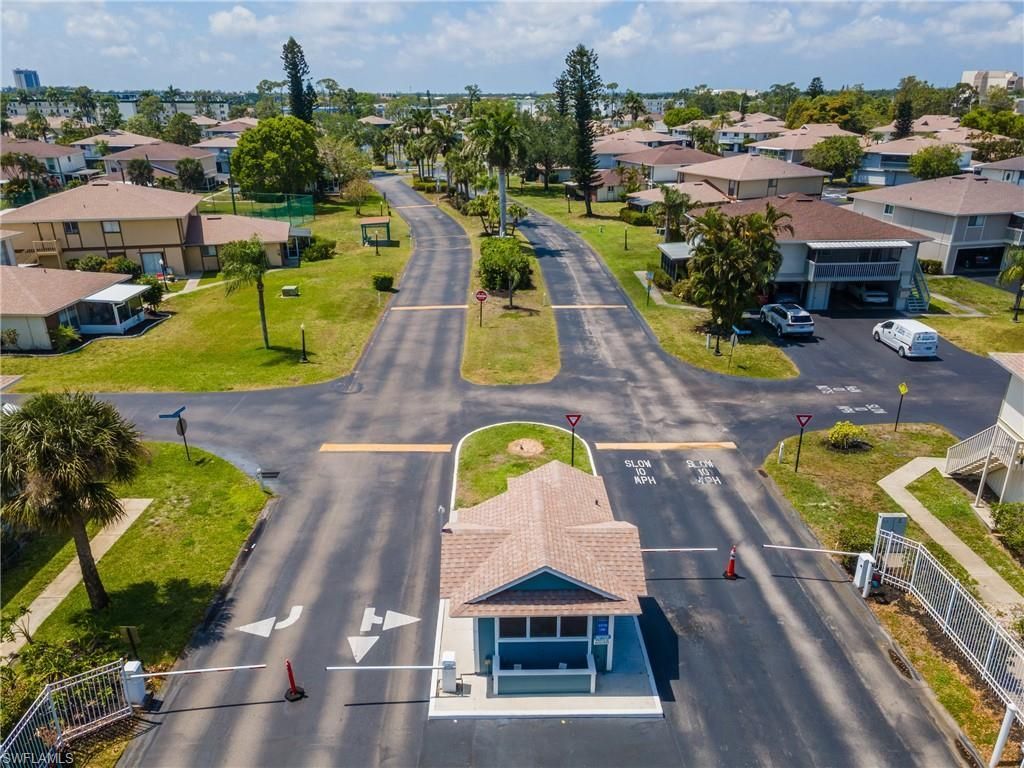 5840 Vancouver Cir, Unit 2, Fort Myers, FL 33907 Photo
